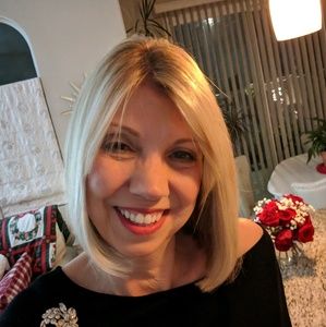 Meet your Posher, Justine